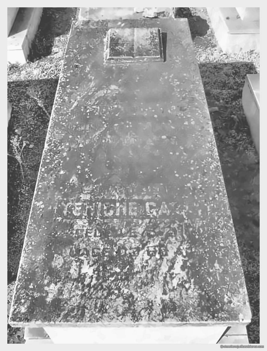 Pierre tombale