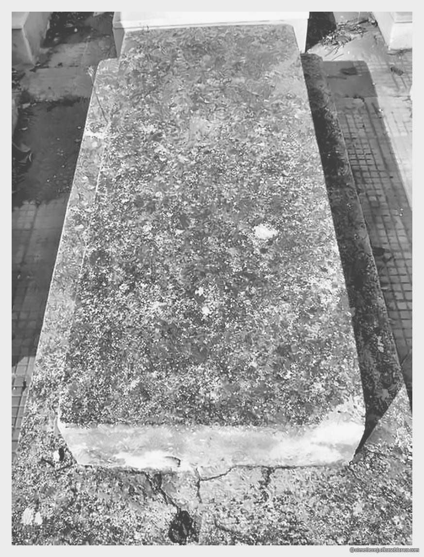 Tombe sans nom