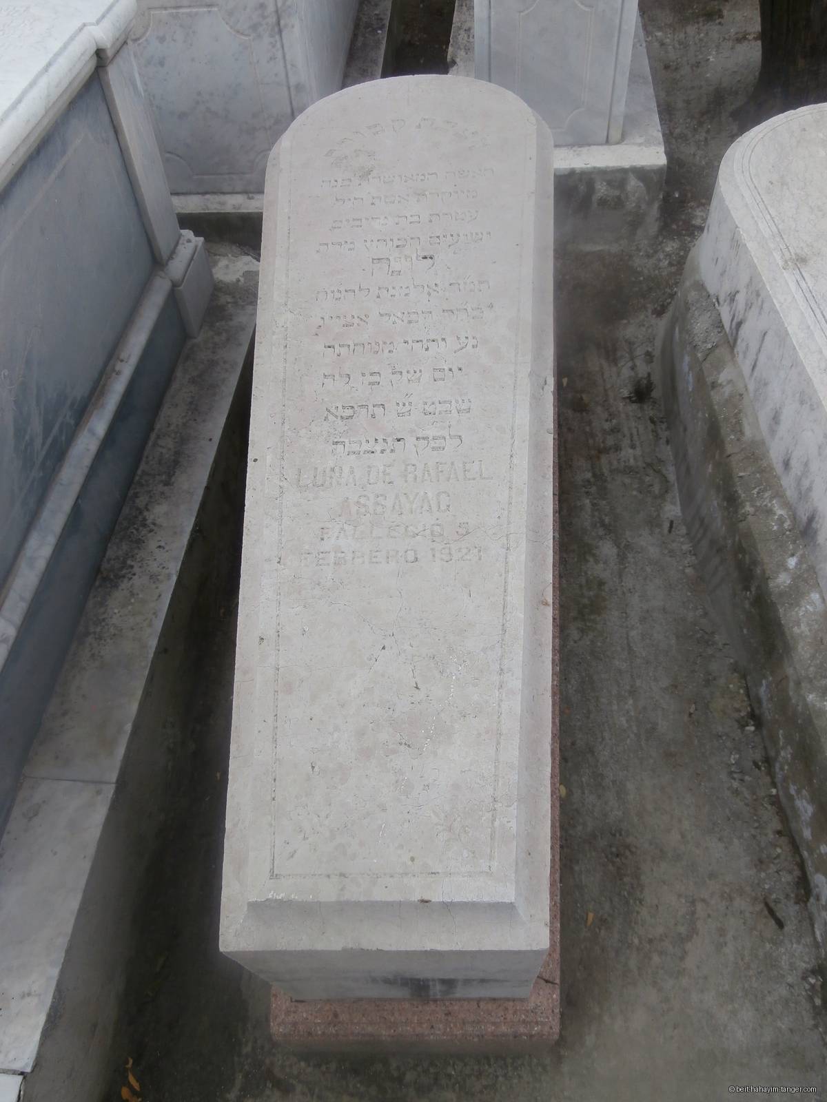 Pierre tombale