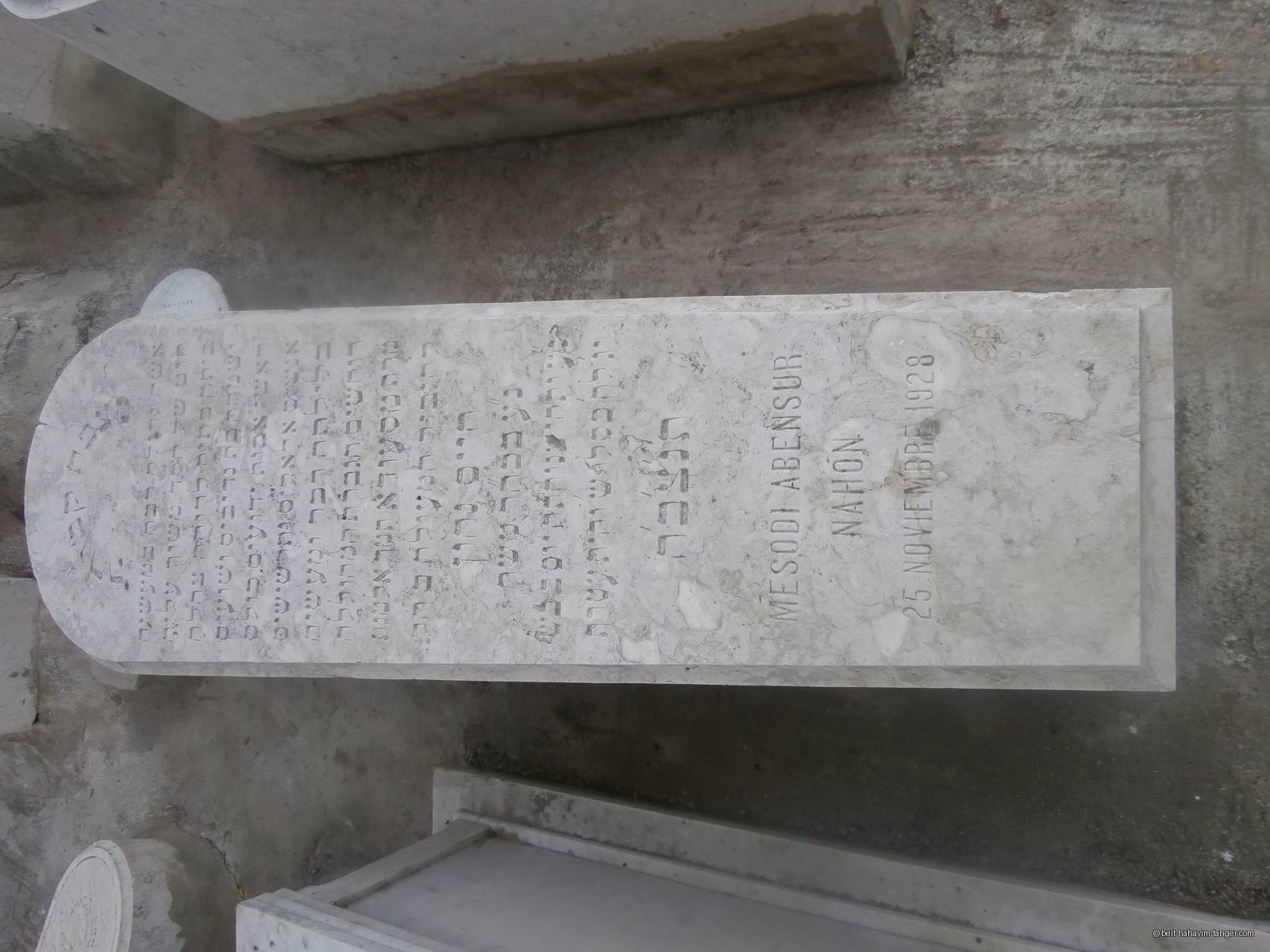 Pierre tombale
