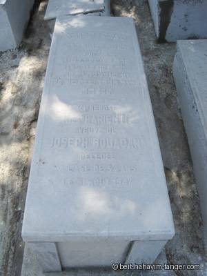 Pierre tombale