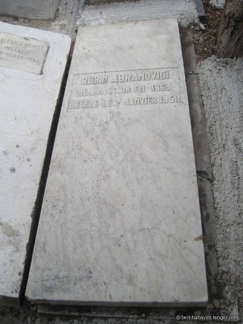 Pierre tombale