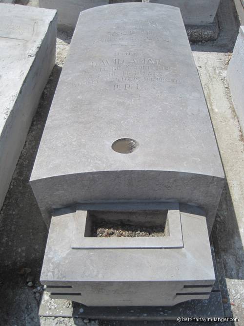 Pierre tombale