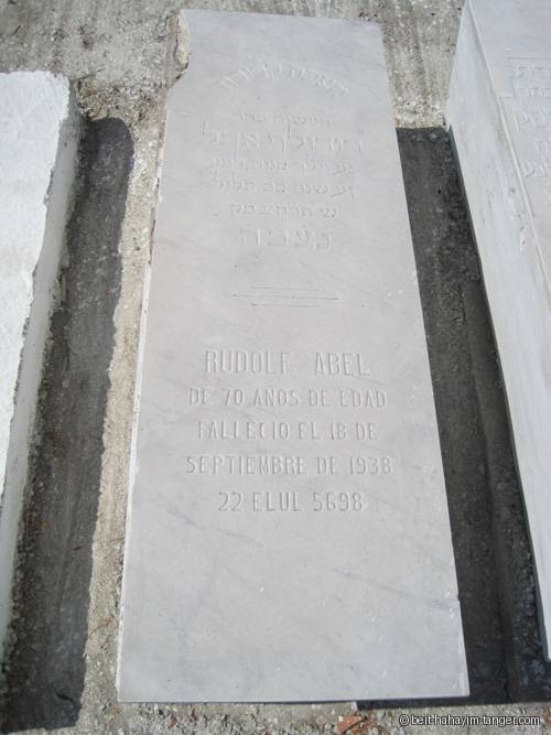 Pierre tombale