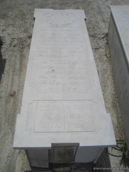Pierre tombale