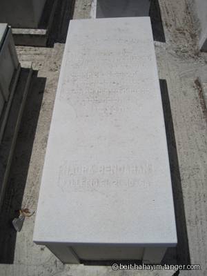 Pierre tombale