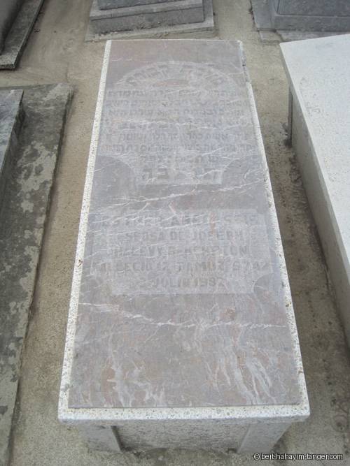 Pierre tombale