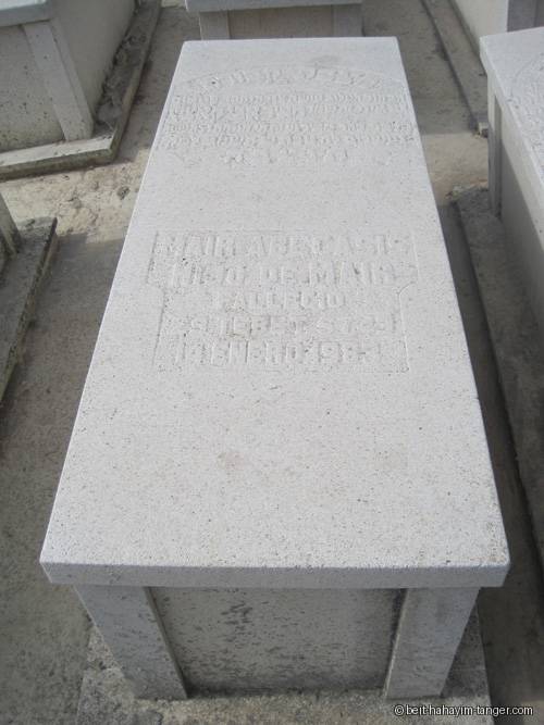Pierre tombale