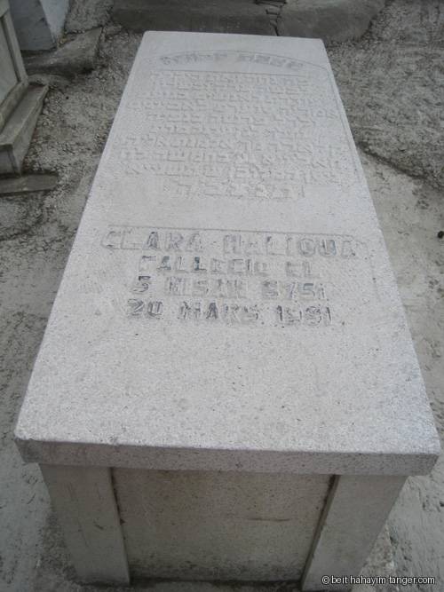 Pierre tombale