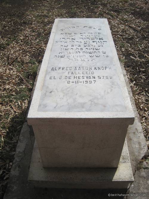 Pierre tombale
