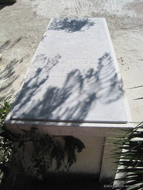 Pierre tombale
