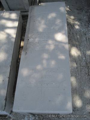 Pierre tombale