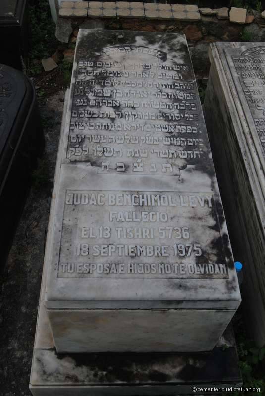 Pierre tombale