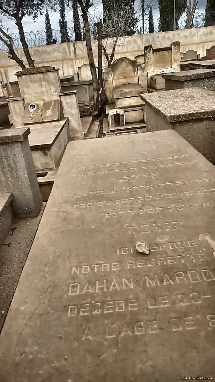 Pierre tombale