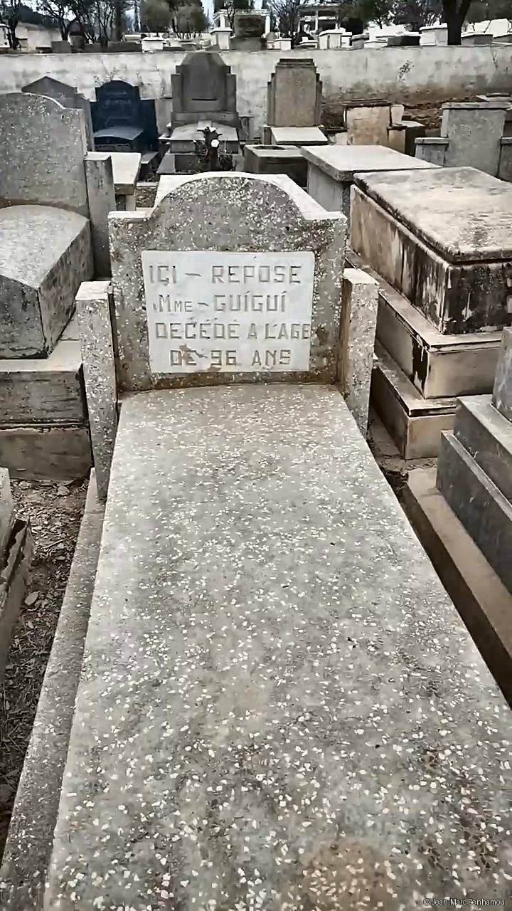 Pierre tombale