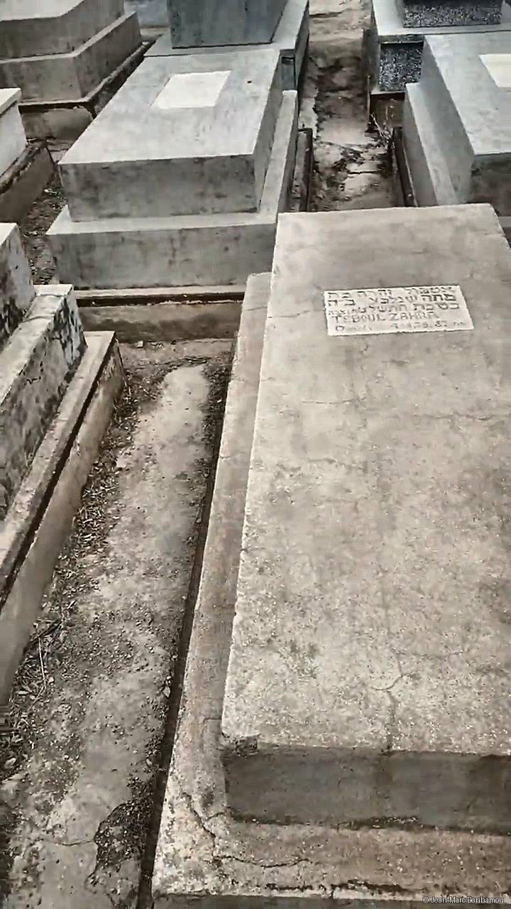 Pierre tombale