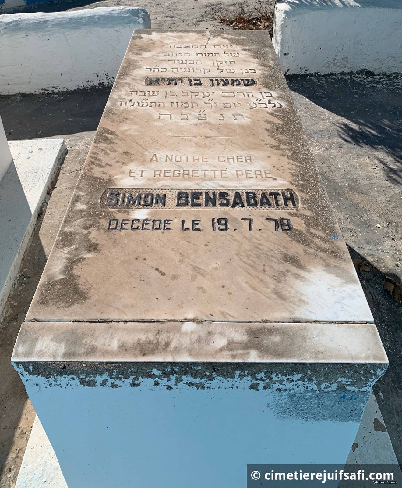 Pierre tombale