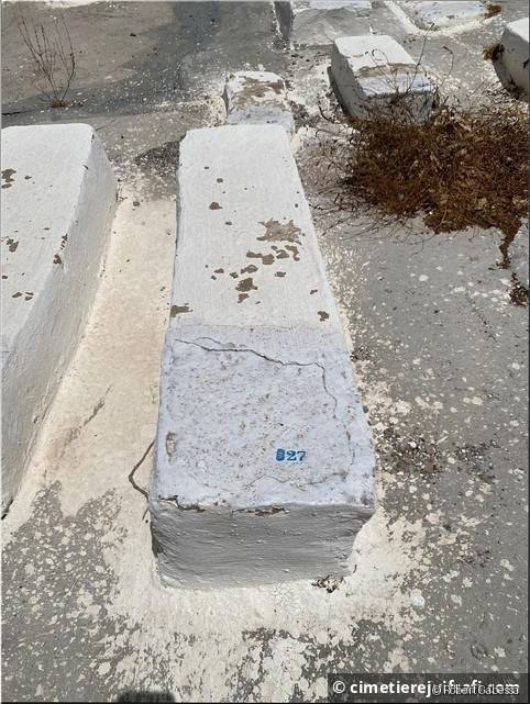Tombe sans nom