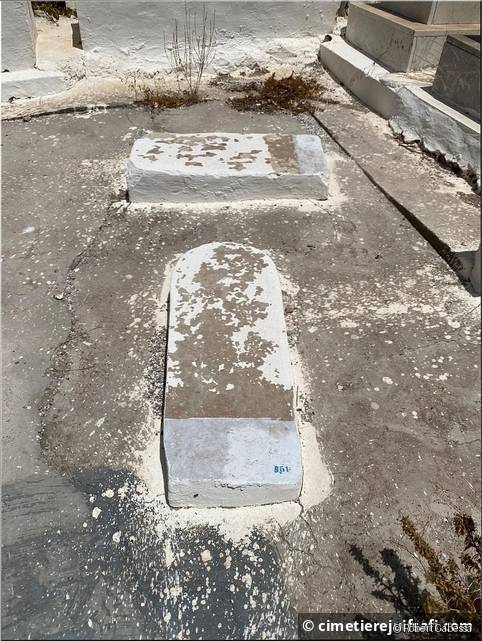 Tombe sans nom