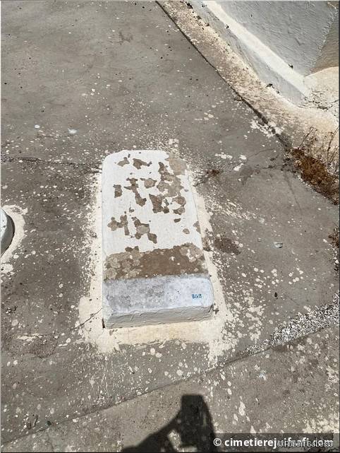 Tombe sans nom