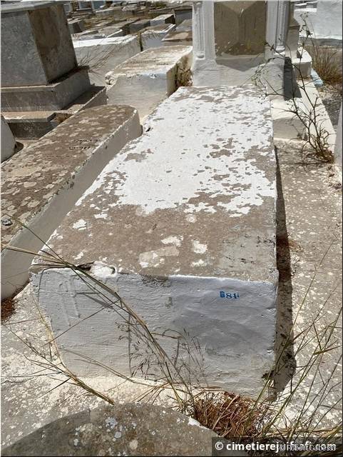 Tombe sans nom