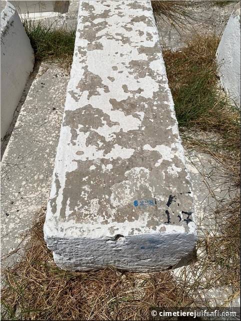 Tombe sans nom