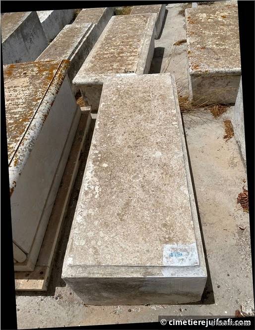Tombe sans nom