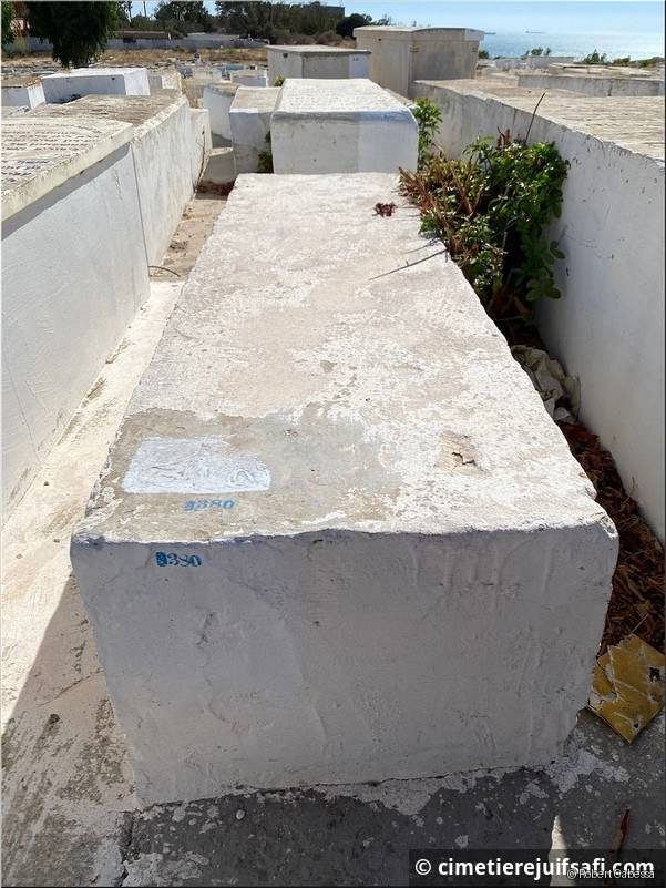 Tombe sans nom