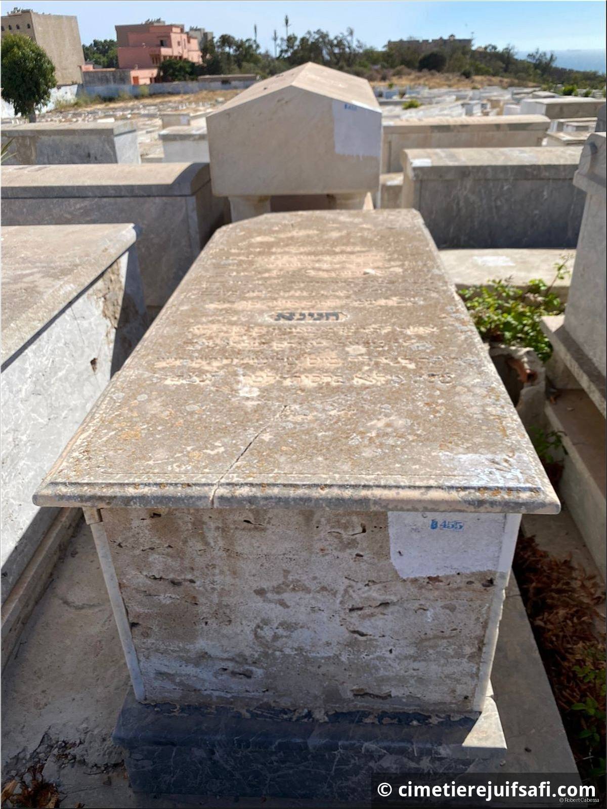 Pierre tombale