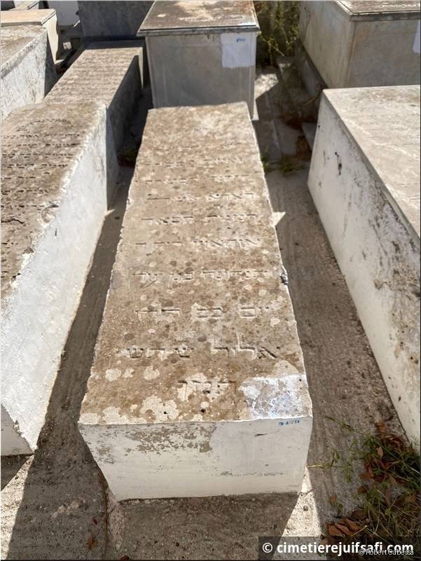 Pierre tombale