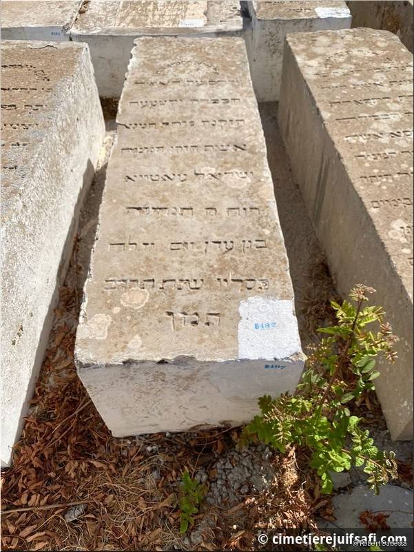 Pierre tombale