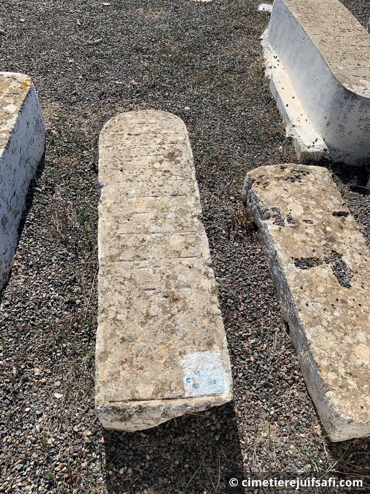Tombe sans nom
