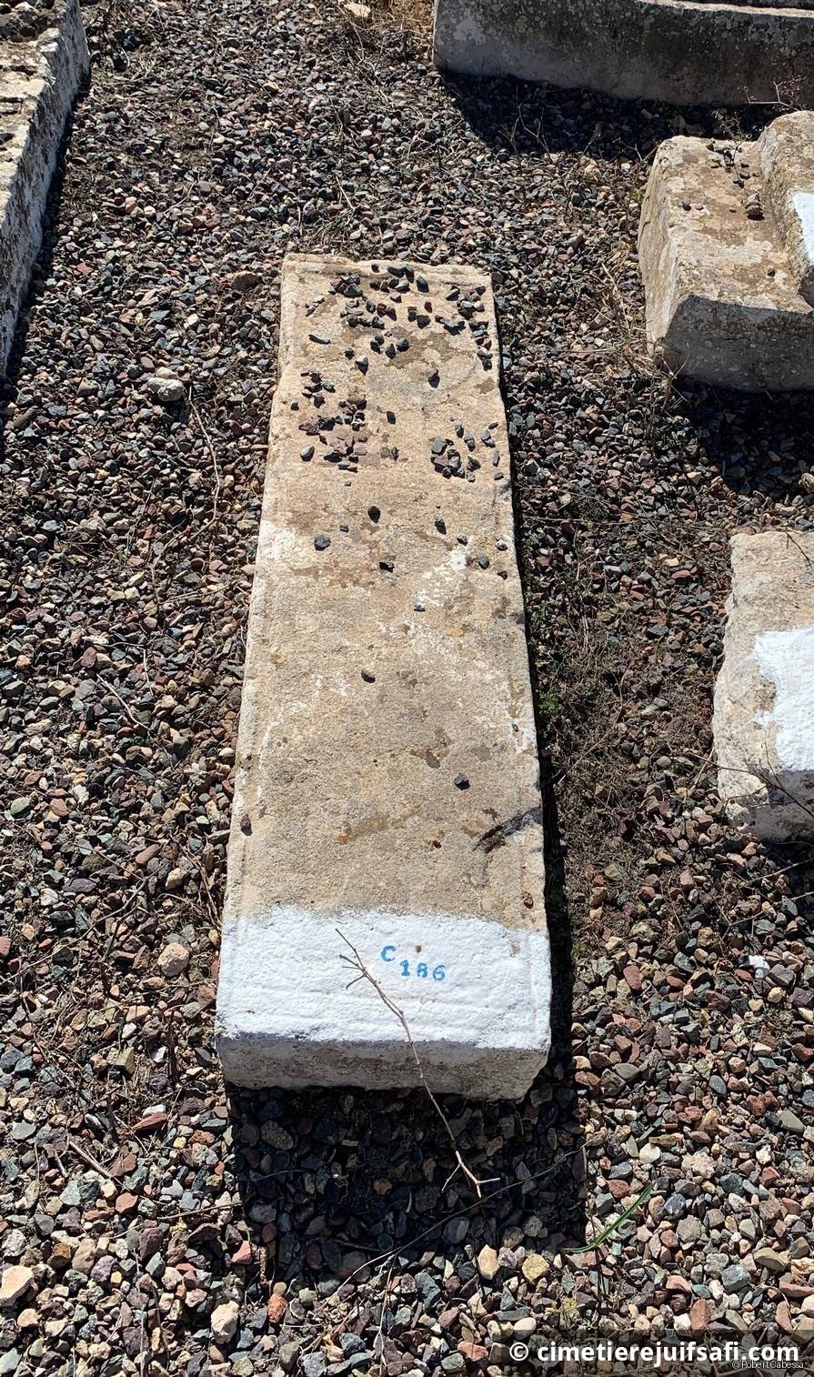 Tombe sans nom