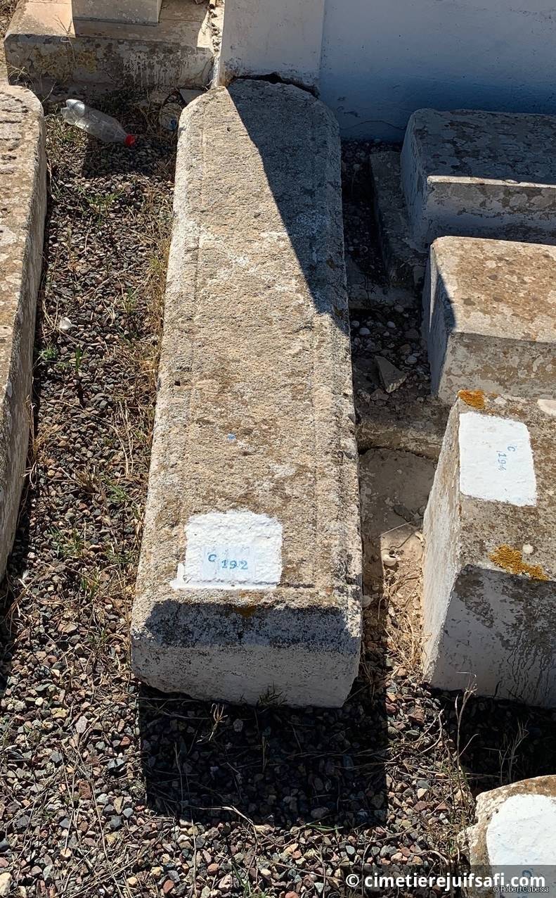 Tombe sans nom