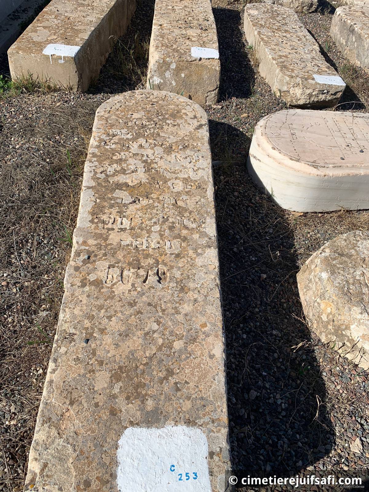 Tombe sans nom