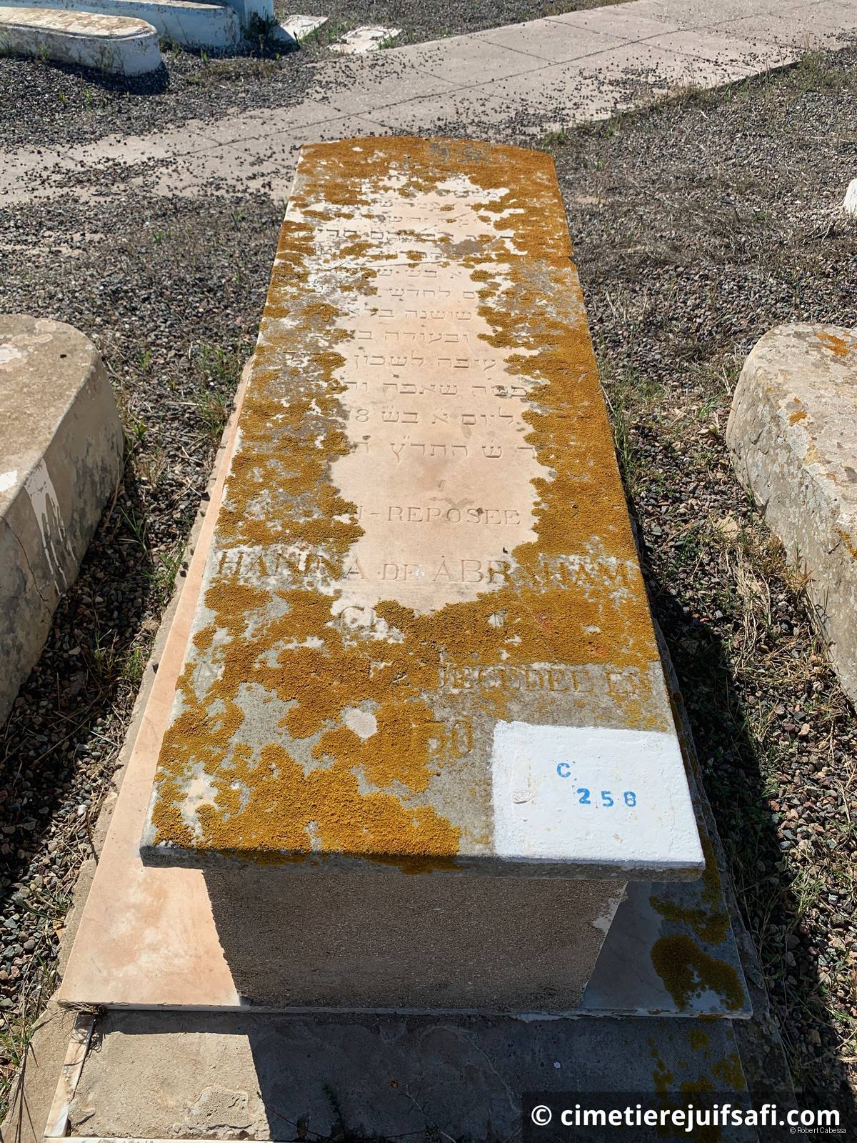 Pierre tombale