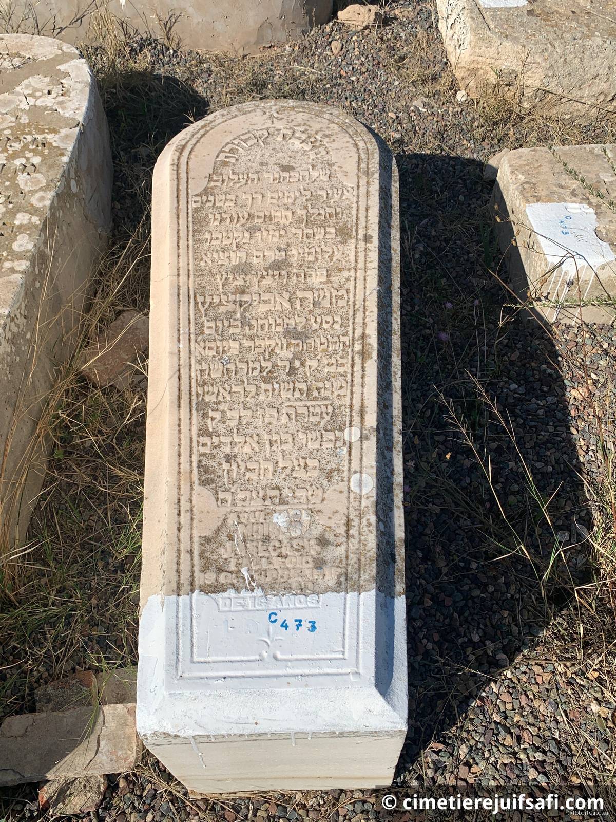 Pierre tombale