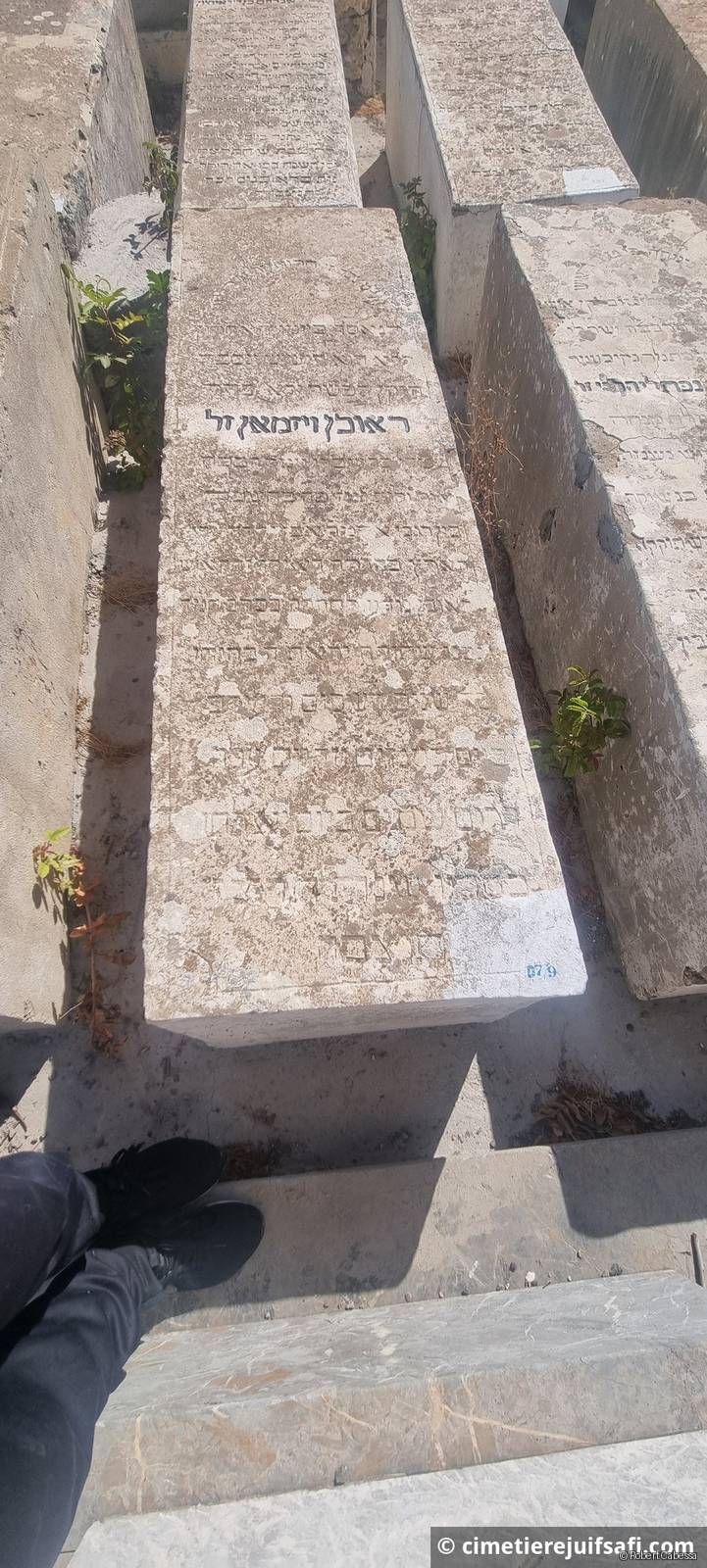 Pierre tombale