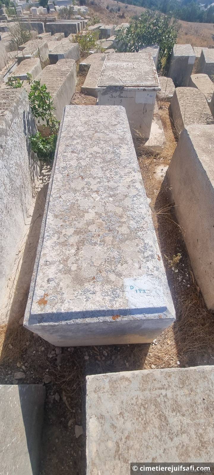Tombe sans nom