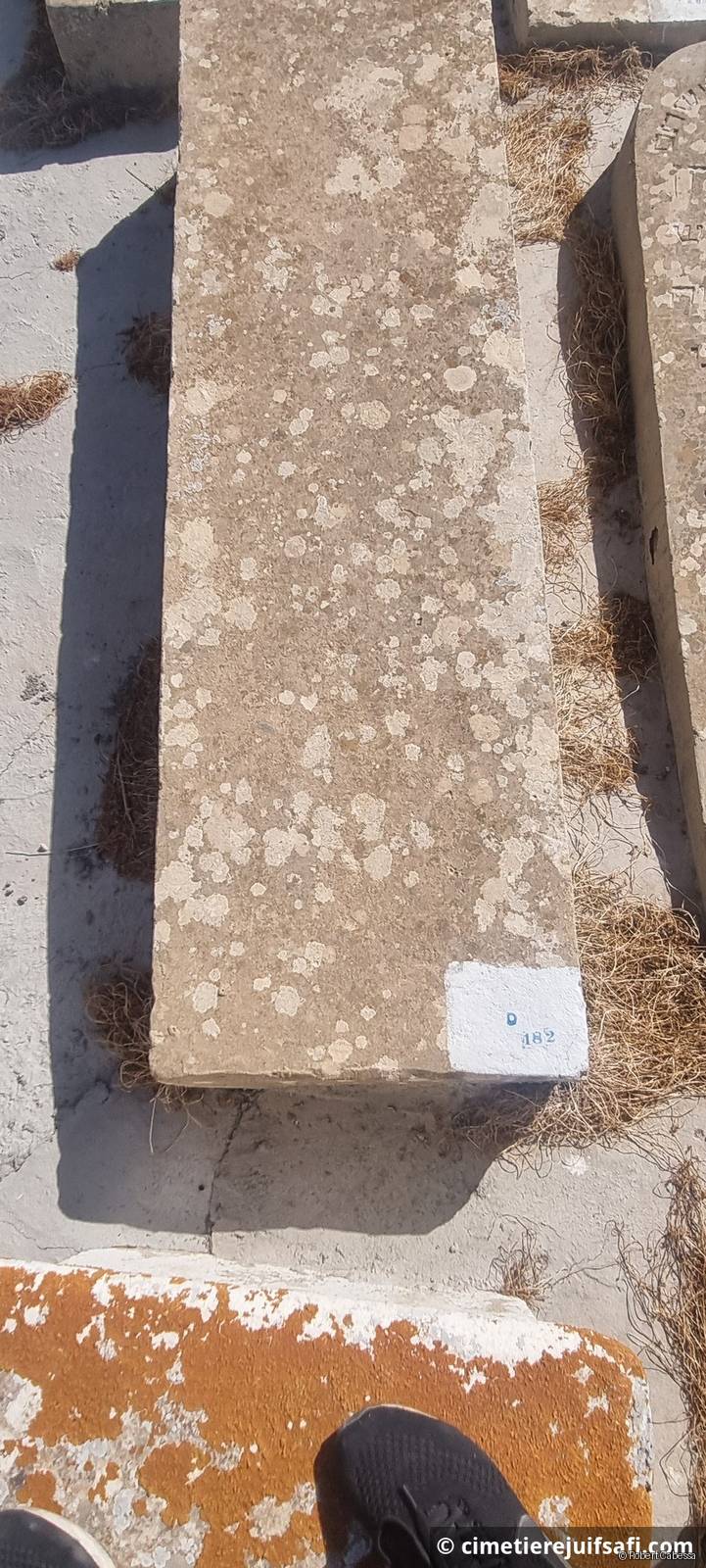 Tombe sans nom