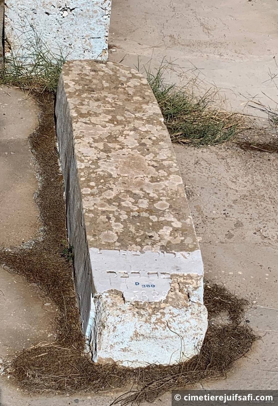 Tombe sans nom