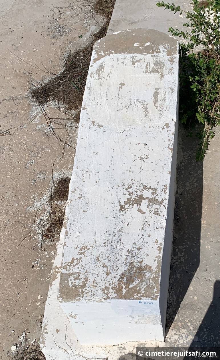 Tombe sans nom