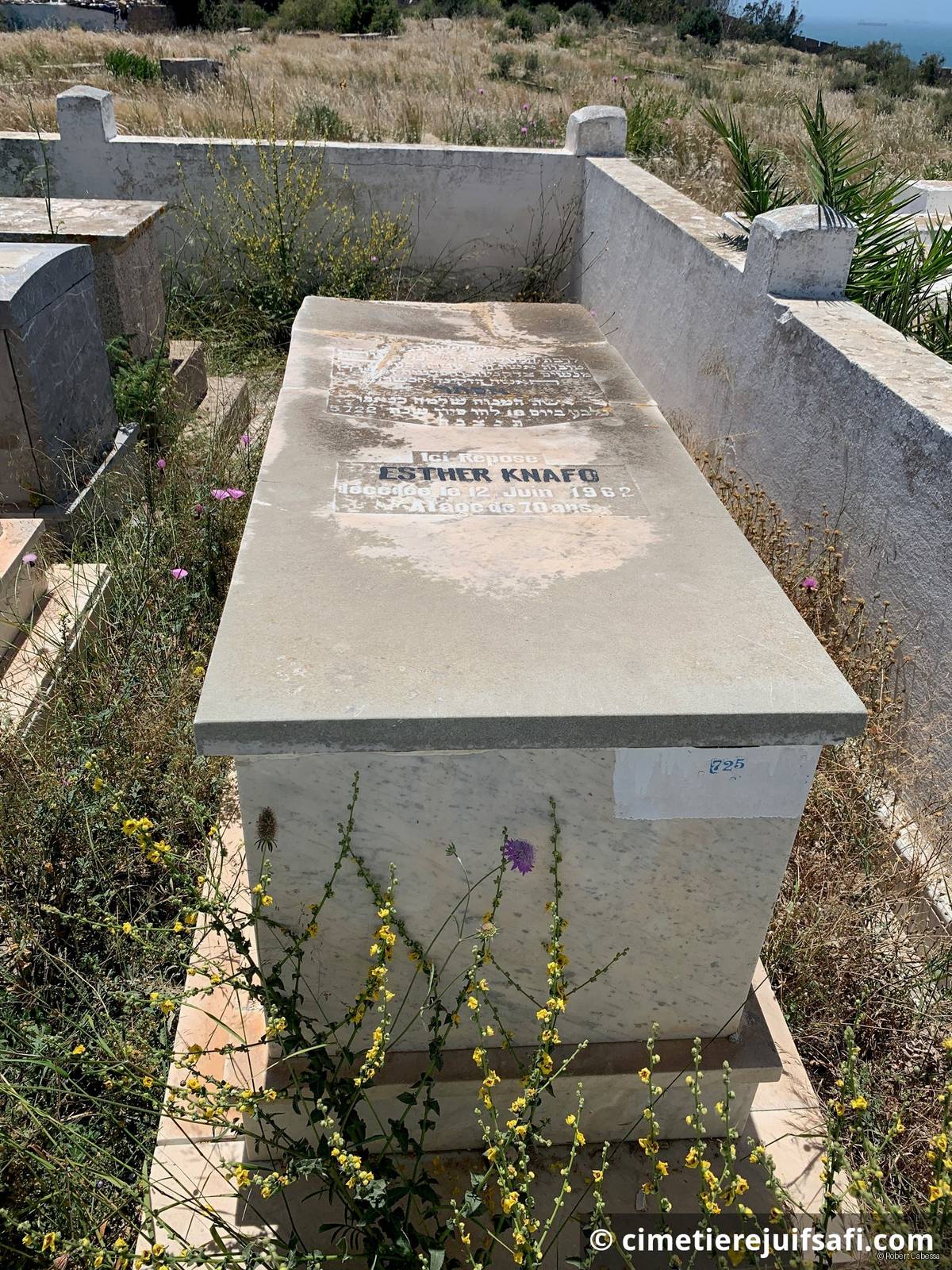 Pierre tombale