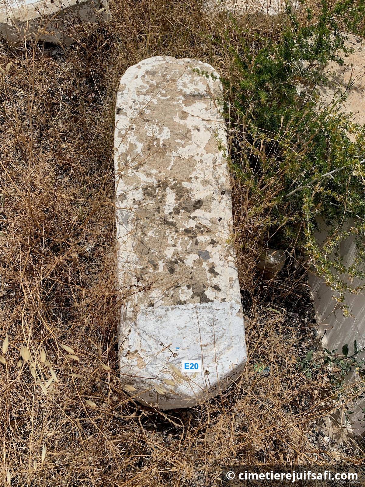 Tombe sans nom
