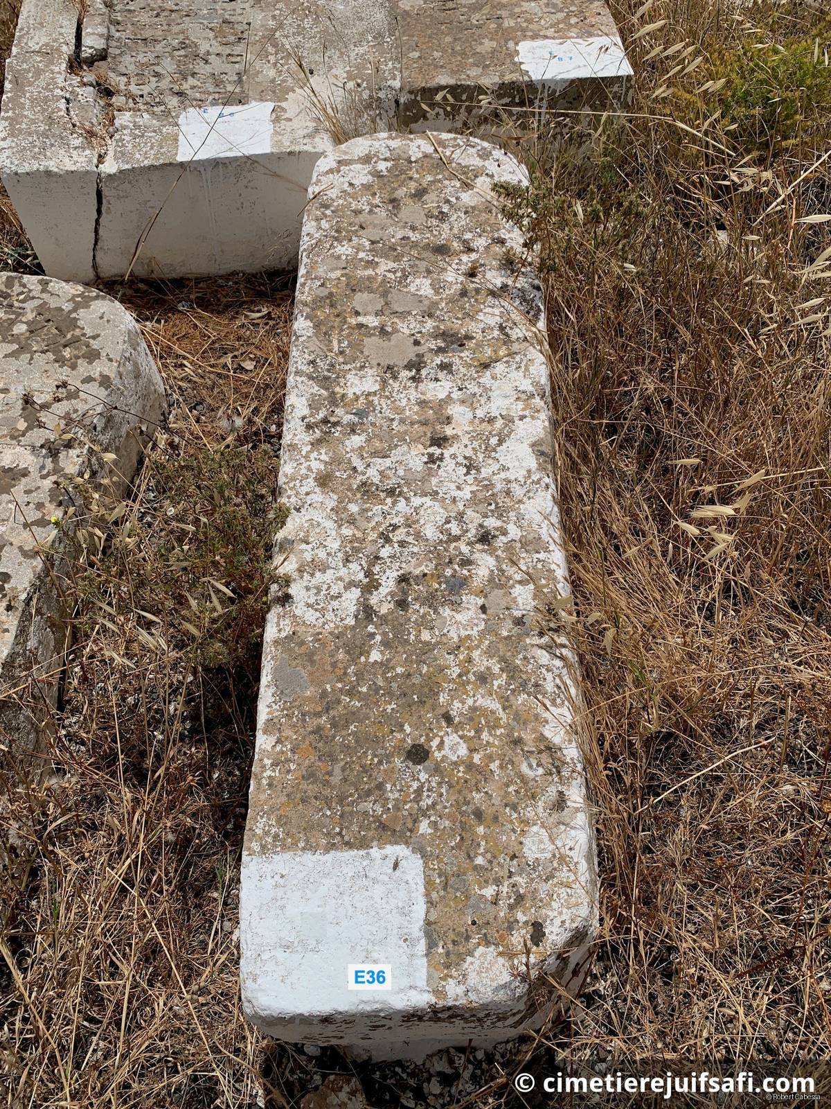 Tombe sans nom