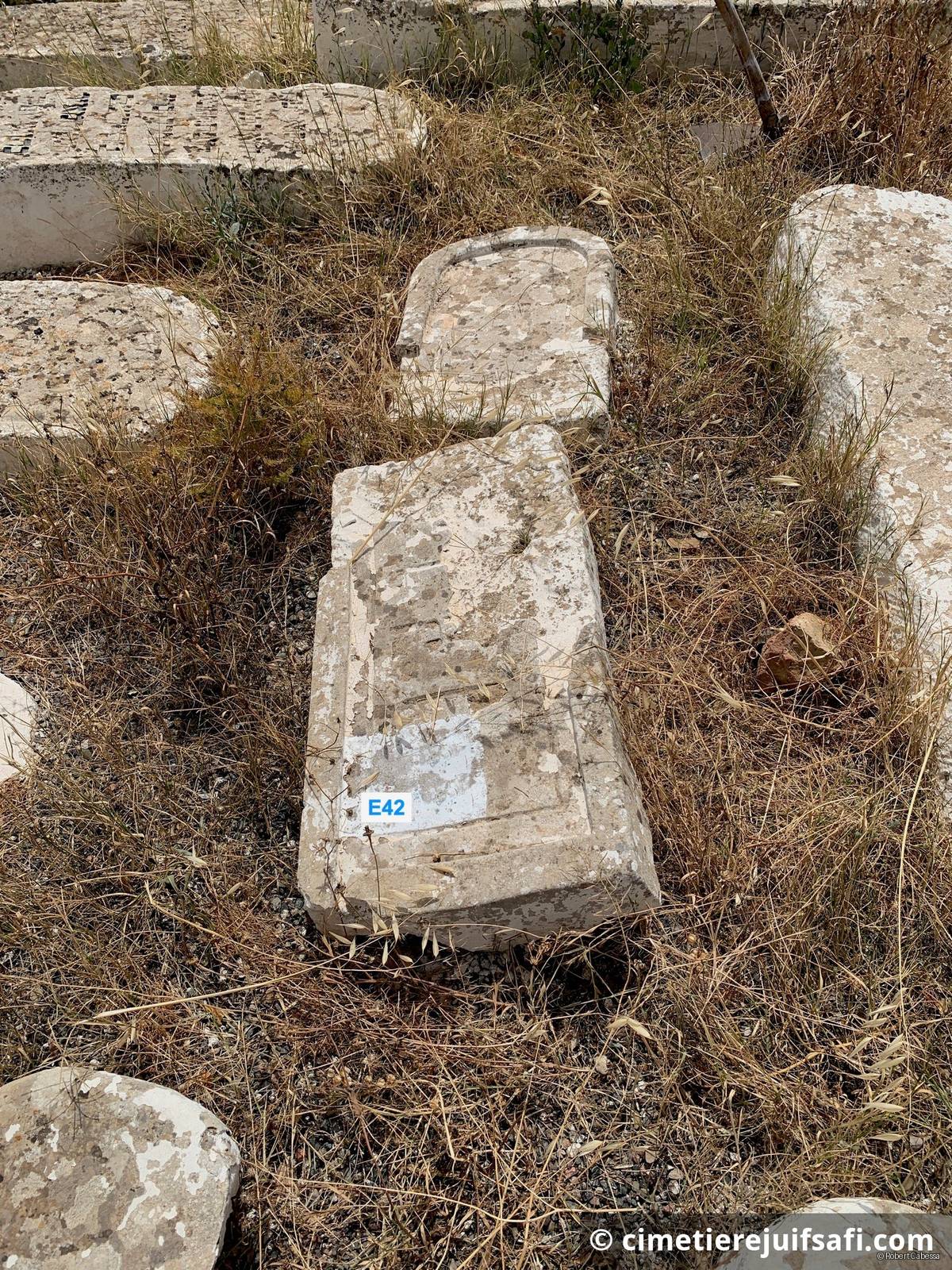 Tombe sans nom