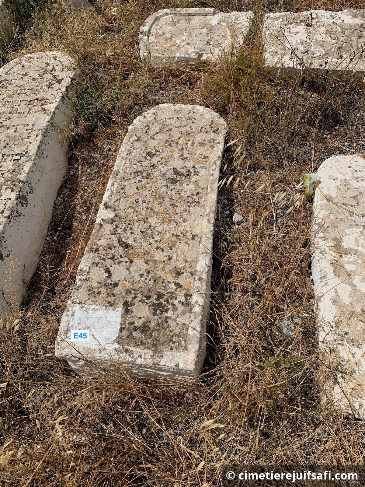 Tombe sans nom