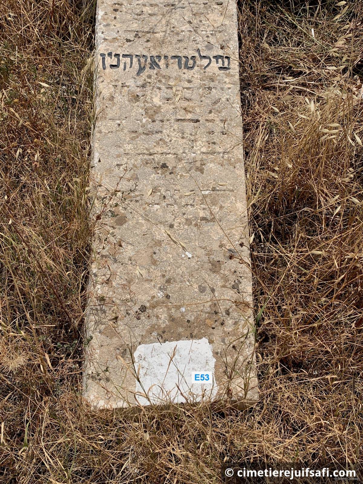 Pierre tombale