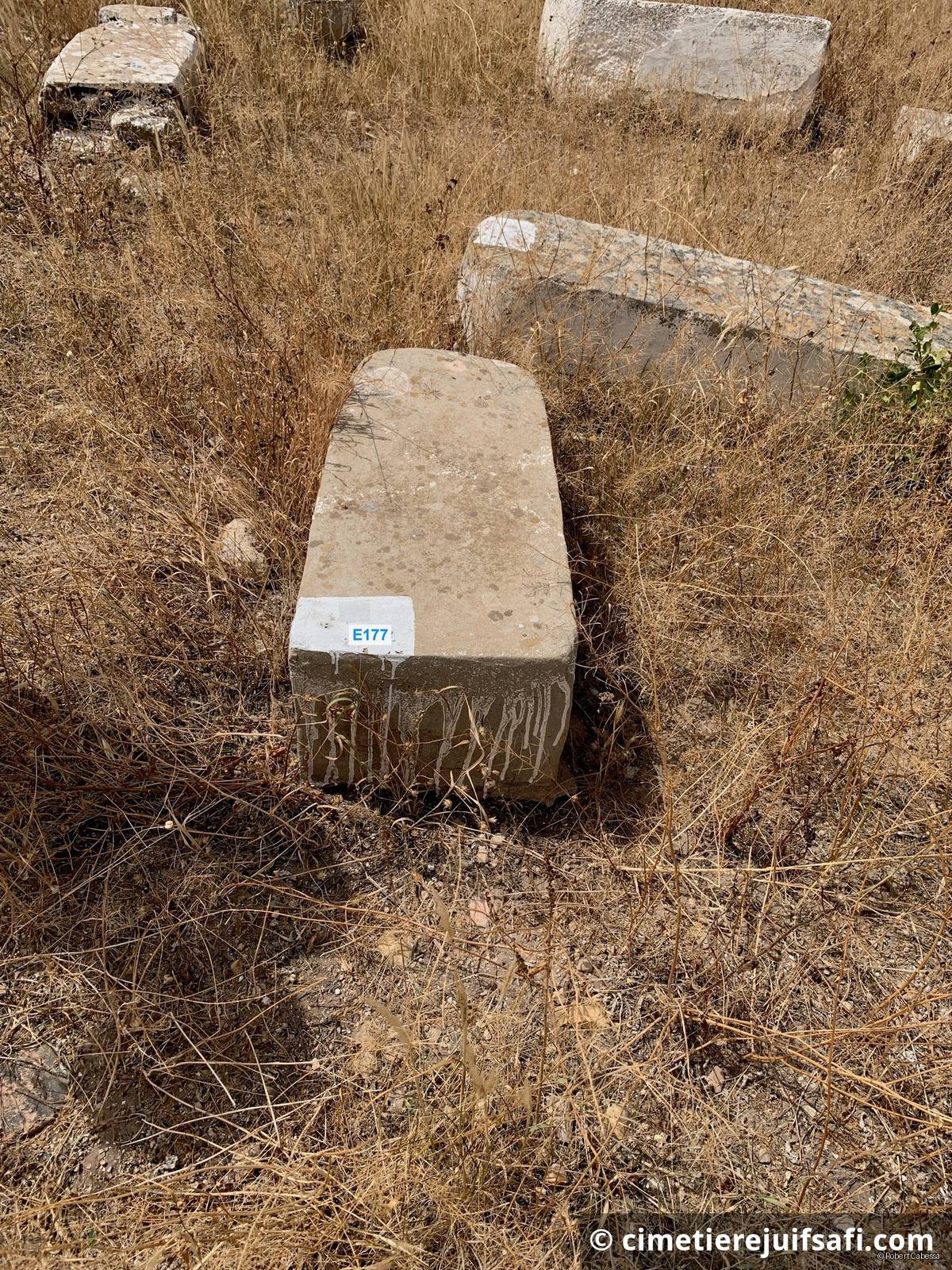 Tombe sans nom