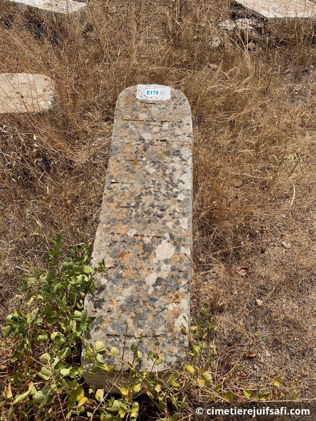 Tombe sans nom